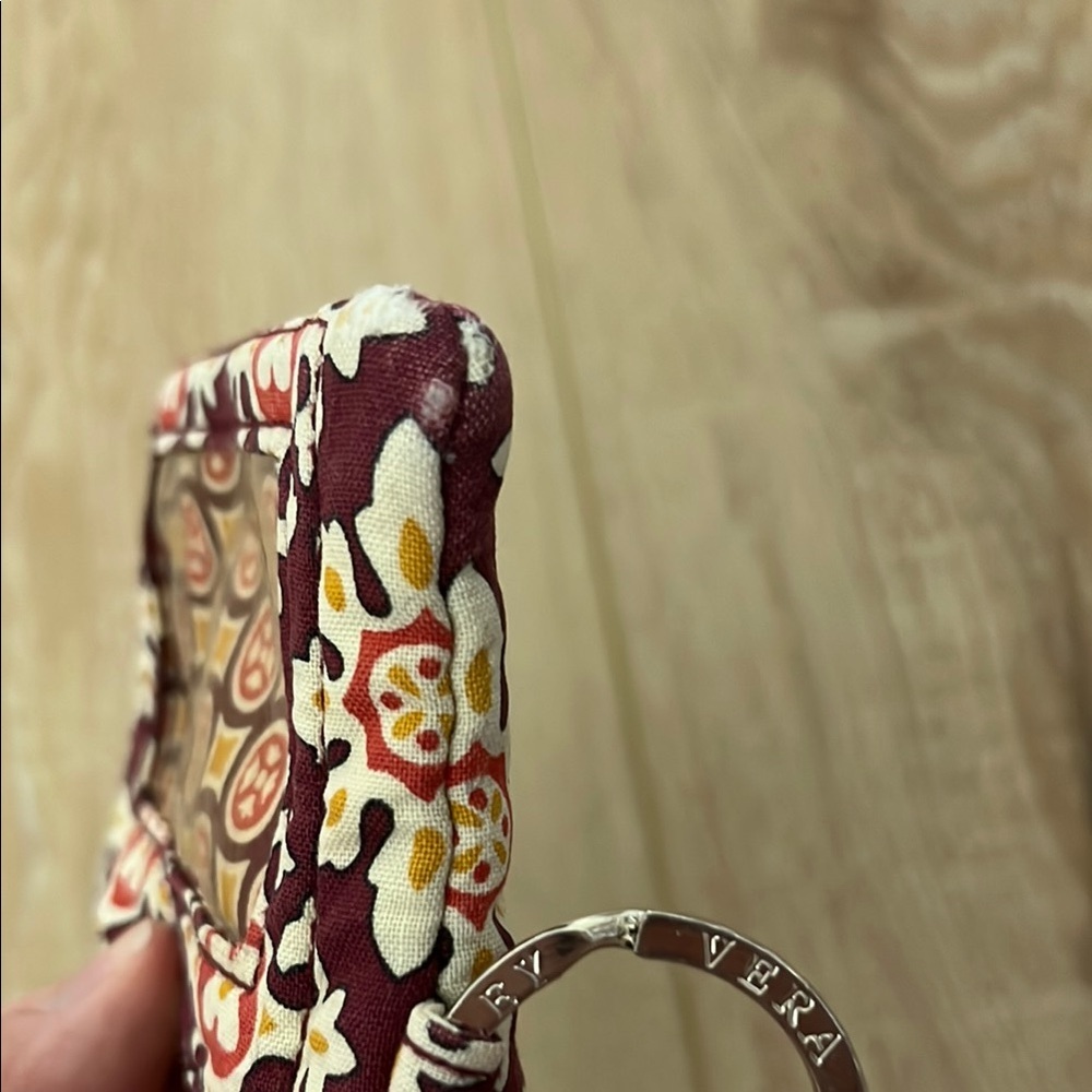 Vera Bradley Red and White Patterned Keychain Wallet - Picture 9 of 11